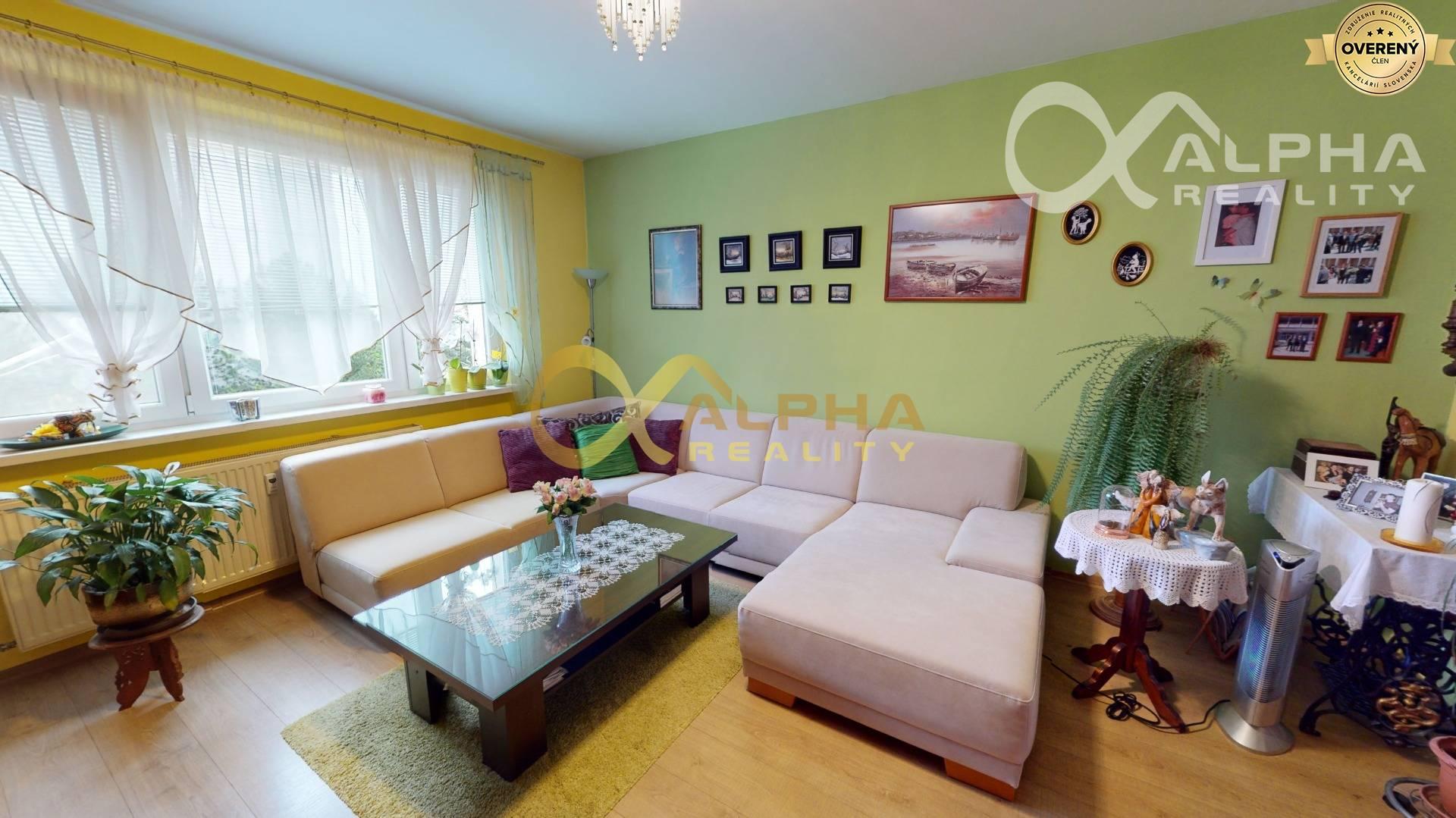 Znížená cena 3 izbový byt s loggiou, sídl. Západ, Spišská Nová Ves