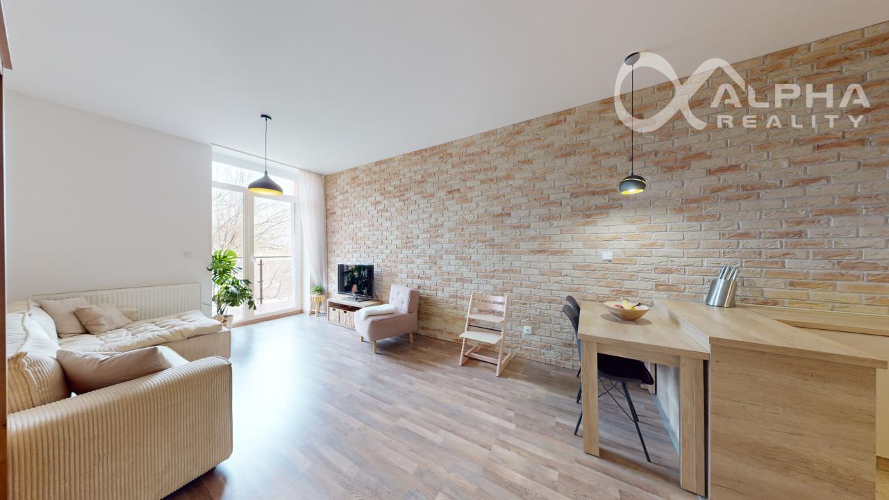 EXKLUZÍVNE 3 izbový byt s balkónom a 2 parkovacími miestami, Iglovia, Spišská Nová Ves