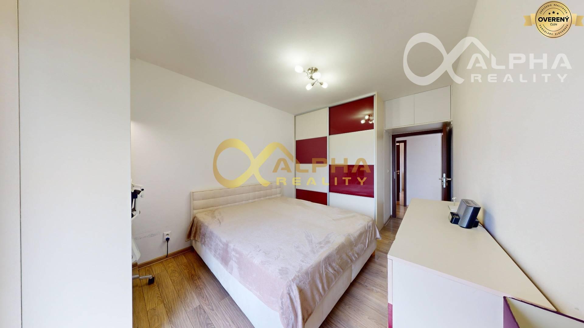 EXKLUZÍVNE 3 izbový byt s balkónom a garážou, Medza, Spišská Nová Ves