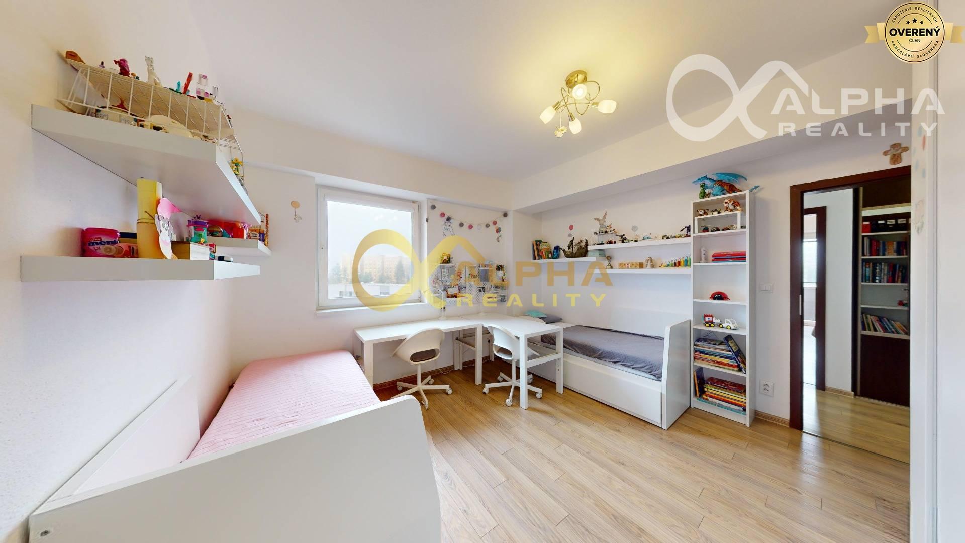 EXKLUZÍVNE 3 izbový byt s balkónom a garážou, Medza, Spišská Nová Ves