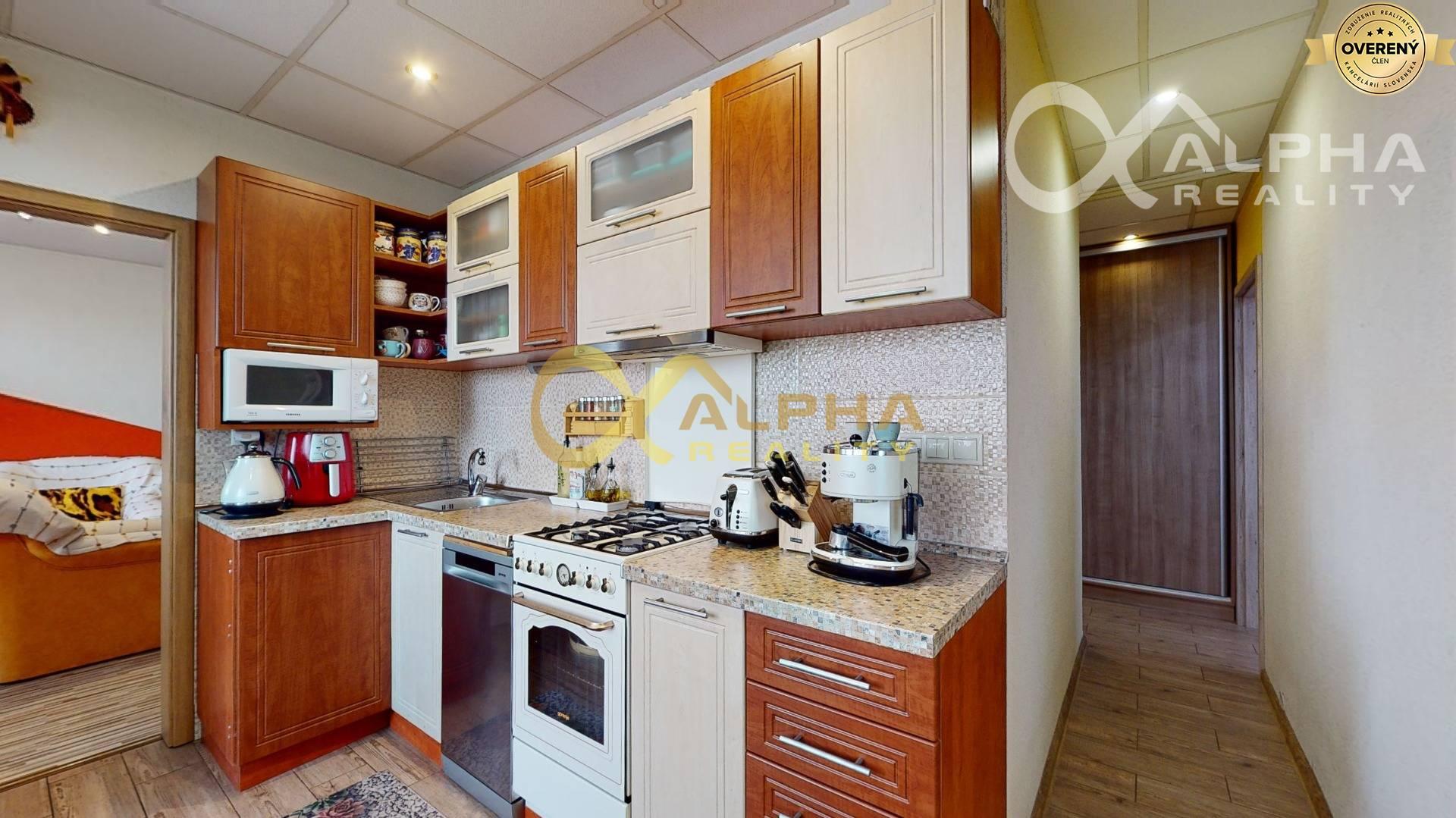 3 izbový byt s loggiou, sídl. Západ, Spišská Nová Ves