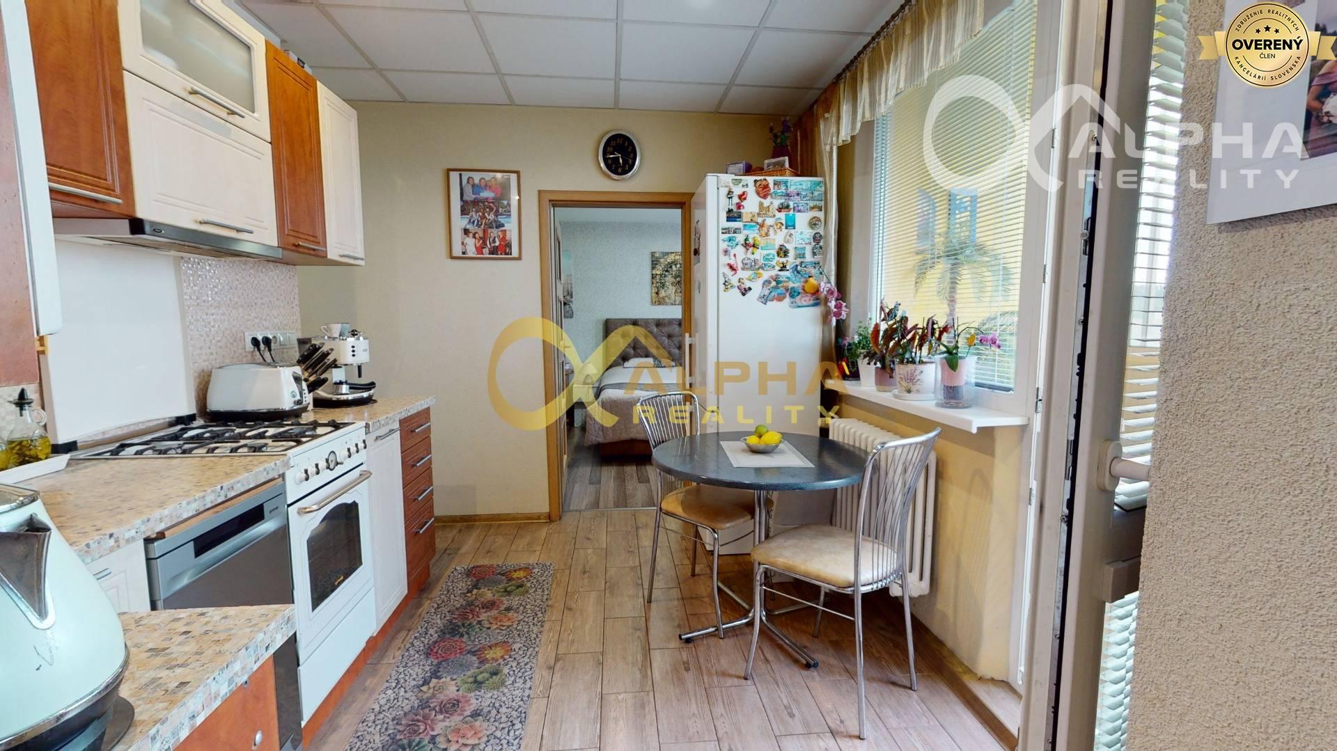 3 izbový byt s loggiou, sídl. Západ, Spišská Nová Ves