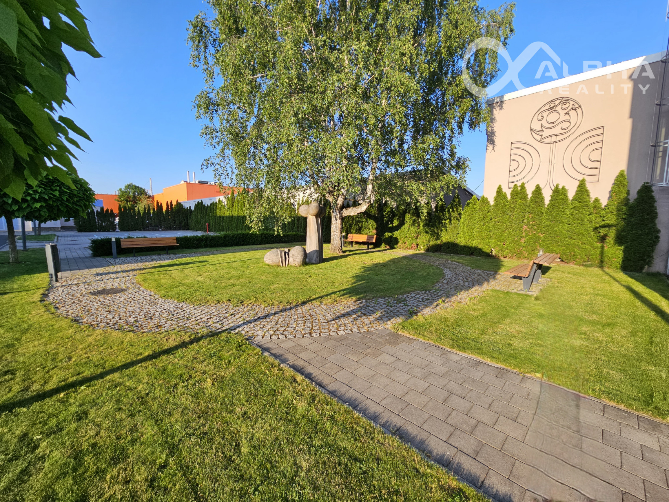 Prenájom kancelárske, obchodné priestory 114,2m2, Sp. N. Ves