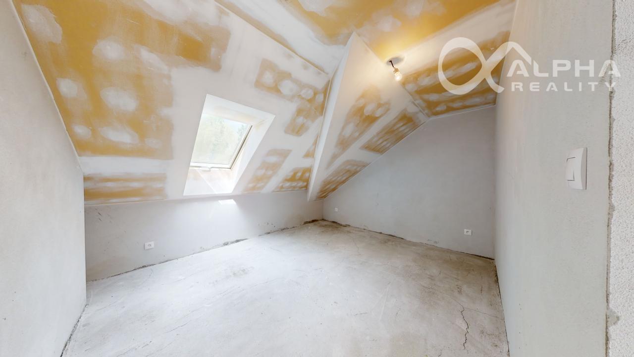 EXKLUZÍVNE: 4i mezonet s loggiou, centrum, Spišská Nová Ves