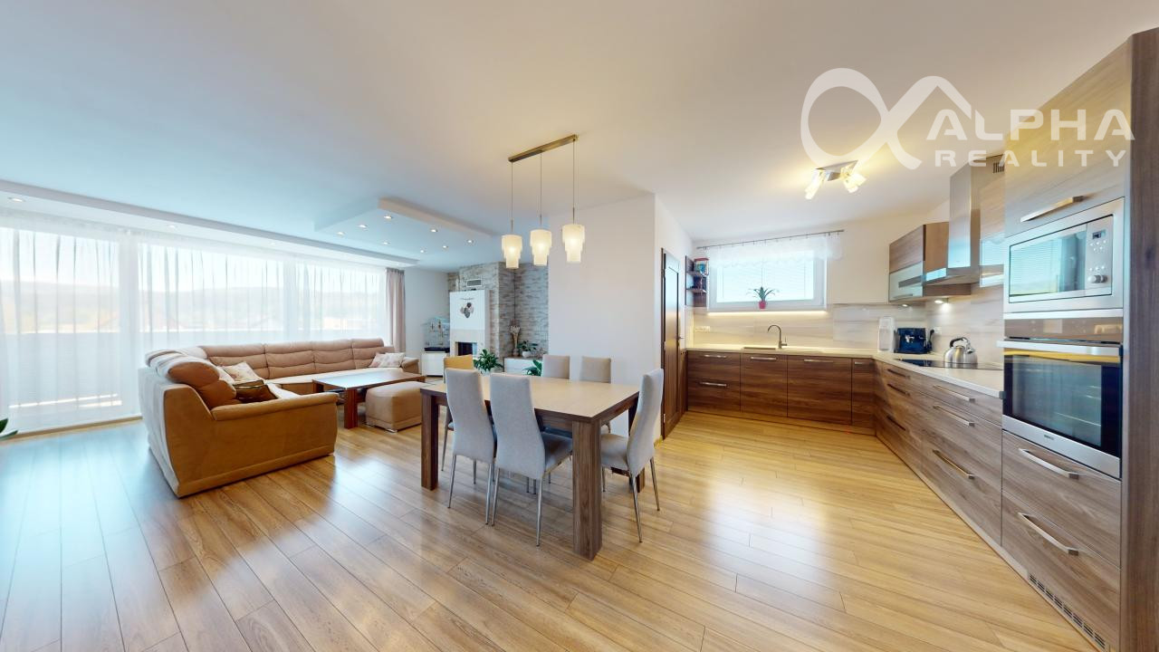 EXKLUZÍVNE nadštandardný 3i byt s terasou, garážou, altánom, Smižany