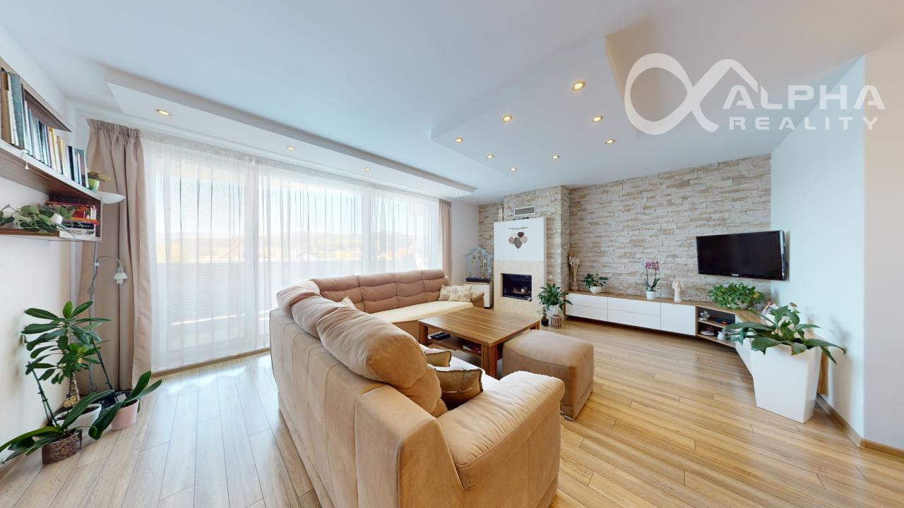 EXKLUZÍVNE nadštandardný 3i byt s terasou, garážou, altánom, Smižany