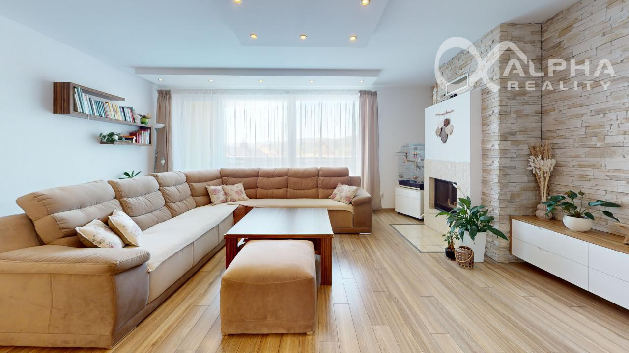 EXKLUZÍVNE nadštandardný 3i byt s terasou, garážou, altánom, Smižany