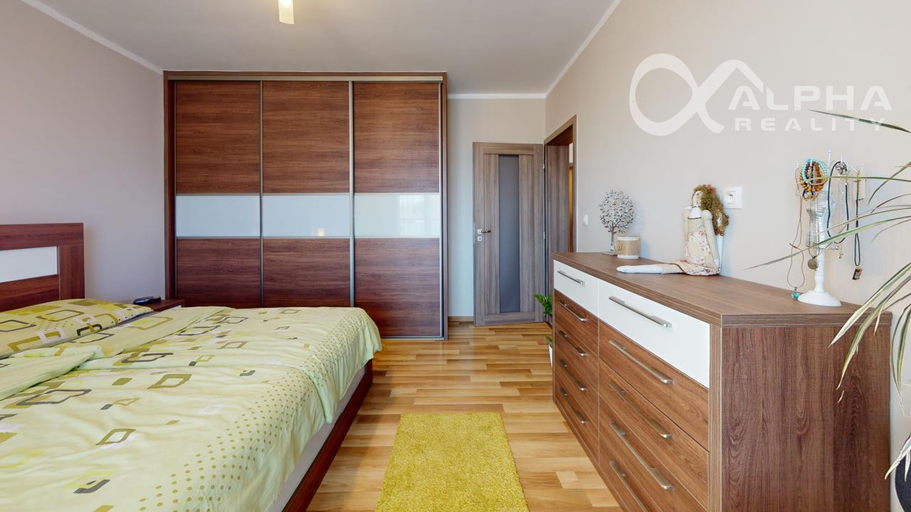 EXKLUZÍVNE nadštandardný 3i byt s terasou, garážou, altánom, Smižany