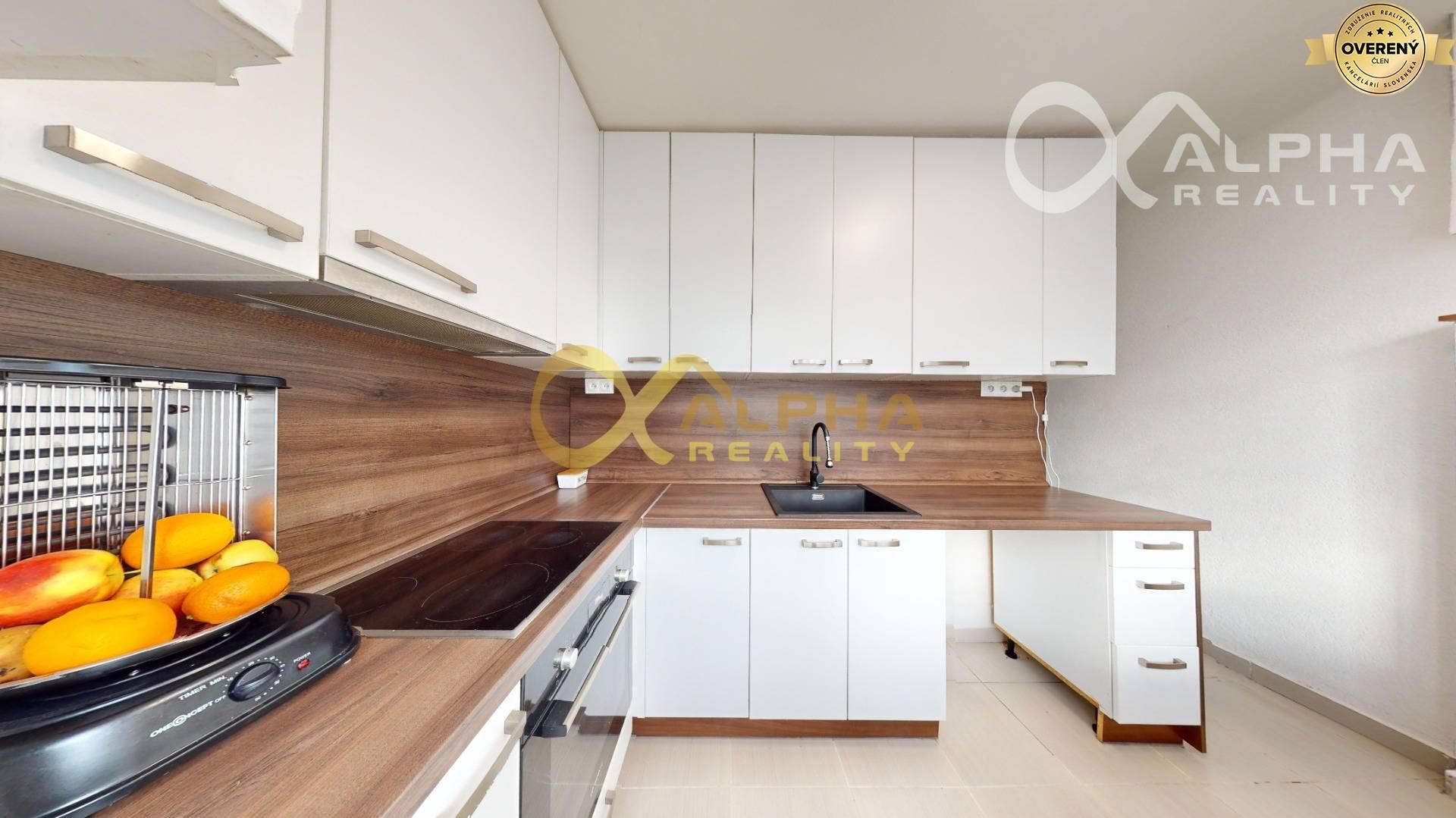 Exkluzívne 2i byt s 2 loggiami, sídlisko Tarča, Spišská Nová Ves