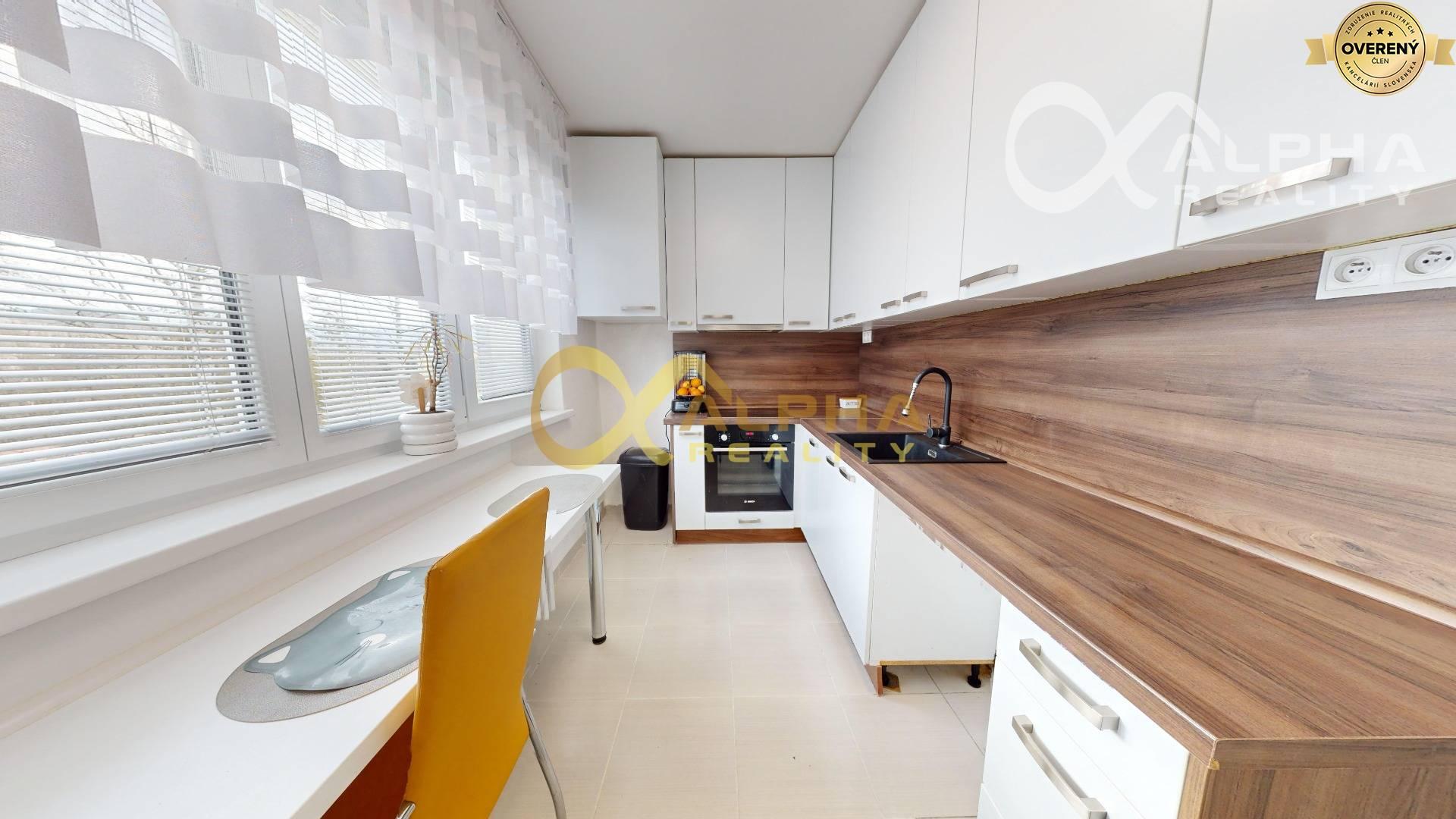 Exkluzívne 2i byt s 2 loggiami, sídlisko Tarča, Spišská Nová Ves