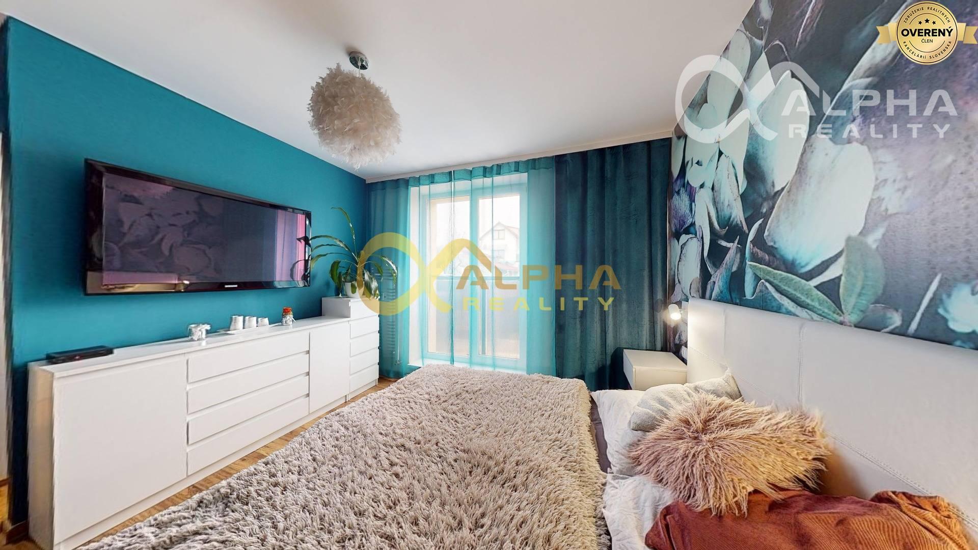 EXKLUZÍVNE 2i byt s francúzskym balkónom, centrum, Spišská Nová Ves