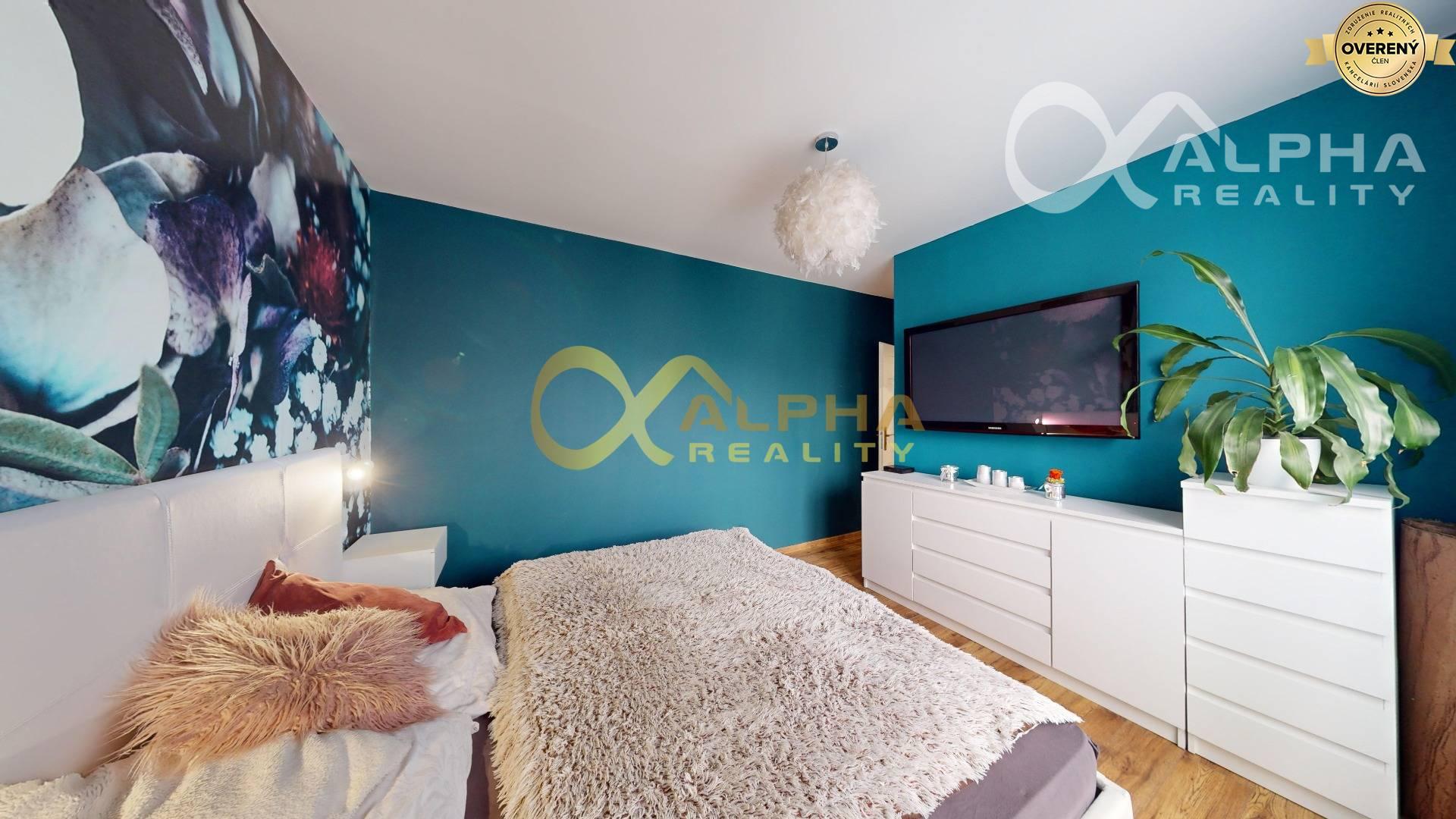 EXKLUZÍVNE 2i byt s francúzskym balkónom, centrum, Spišská Nová Ves