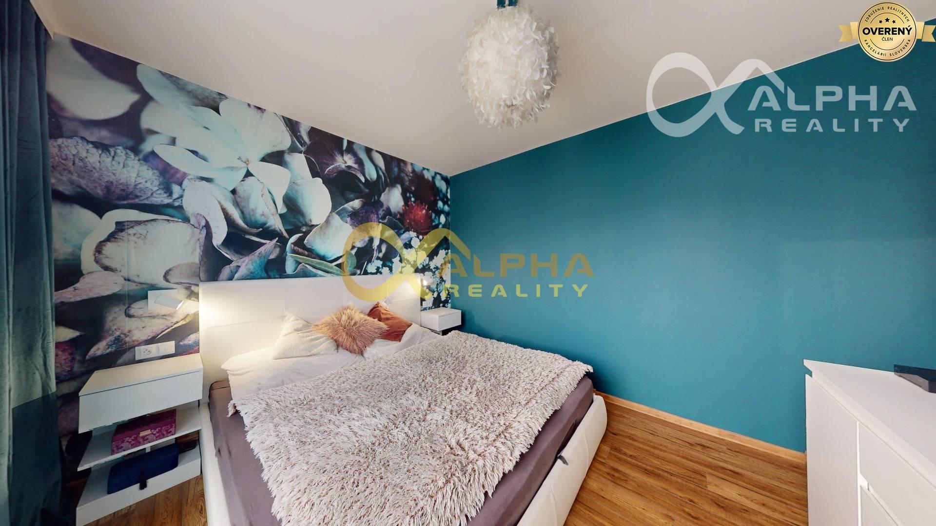 EXKLUZÍVNE 2i byt s francúzskym balkónom, centrum, Spišská Nová Ves