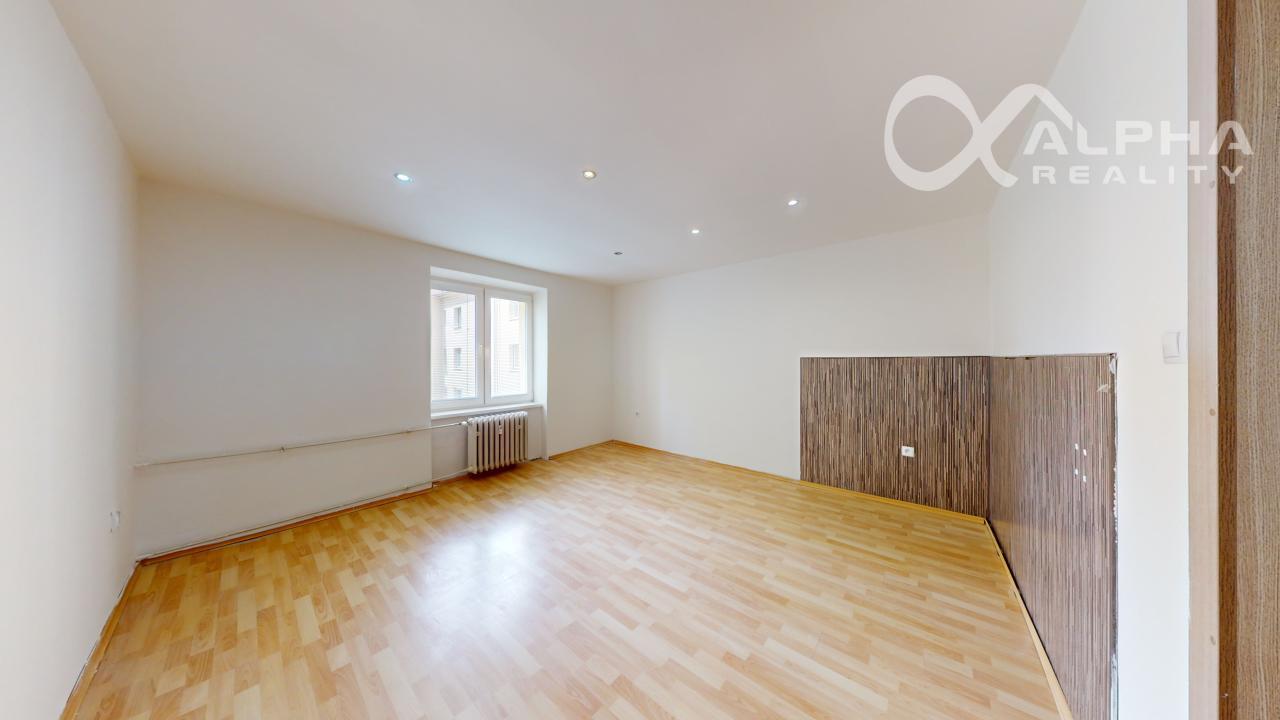 EXKLUZÍVNE 2i byt (dispozične upravený na 3i), centrum, Spišská Nová Ves