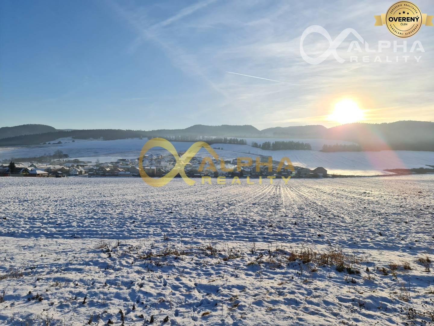EXKLUZÍVNE Pozemok vhodný na výstavbu rodinného domu, Sp. Tomášovce