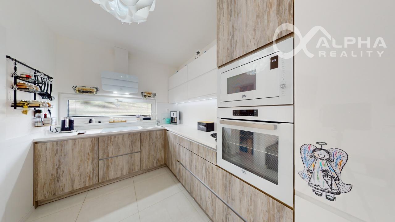 Exkluzívne 4i rodinný dom - bungalov, Dúbrava, okr. Levoča