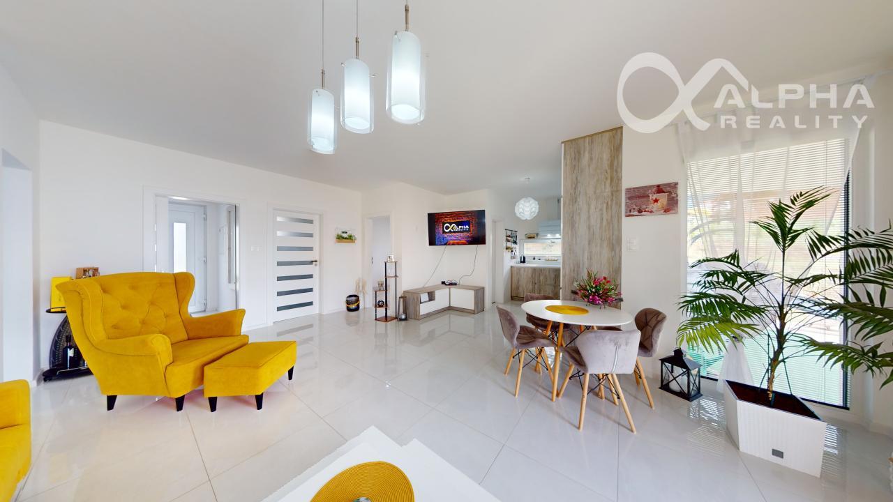 Exkluzívne 4i rodinný dom - bungalov, Dúbrava, okr. Levoča