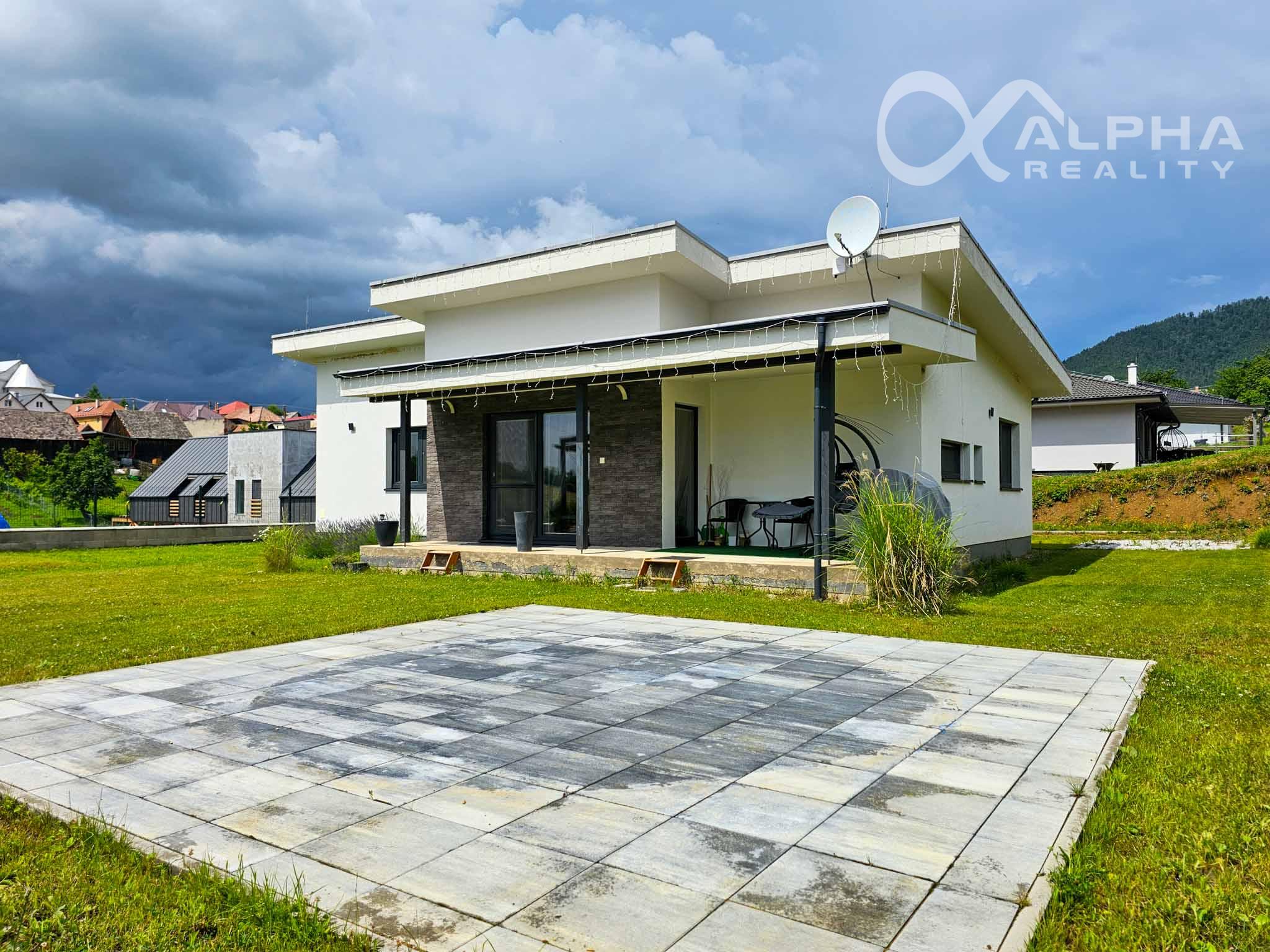 Exkluzívne 4i rodinný dom - bungalov, Dúbrava, okr. Levoča