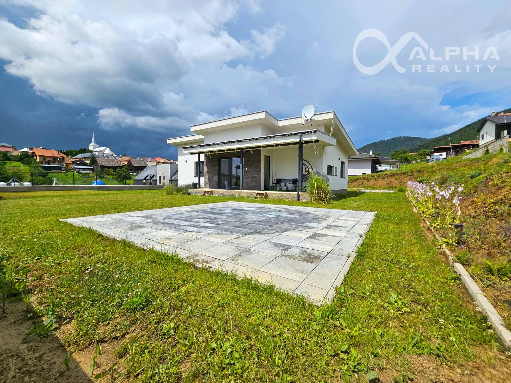 Exkluzívne 4i rodinný dom - bungalov, Dúbrava, okr. Levoča