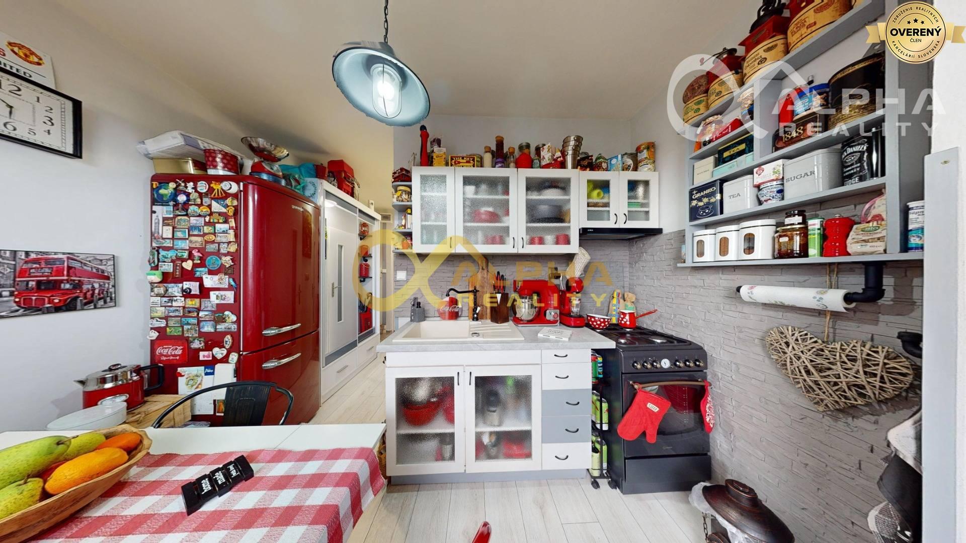 EXKLUZÍVNE 1i byt s loggiou, sídlisko Západ, Spišská Nová Ves