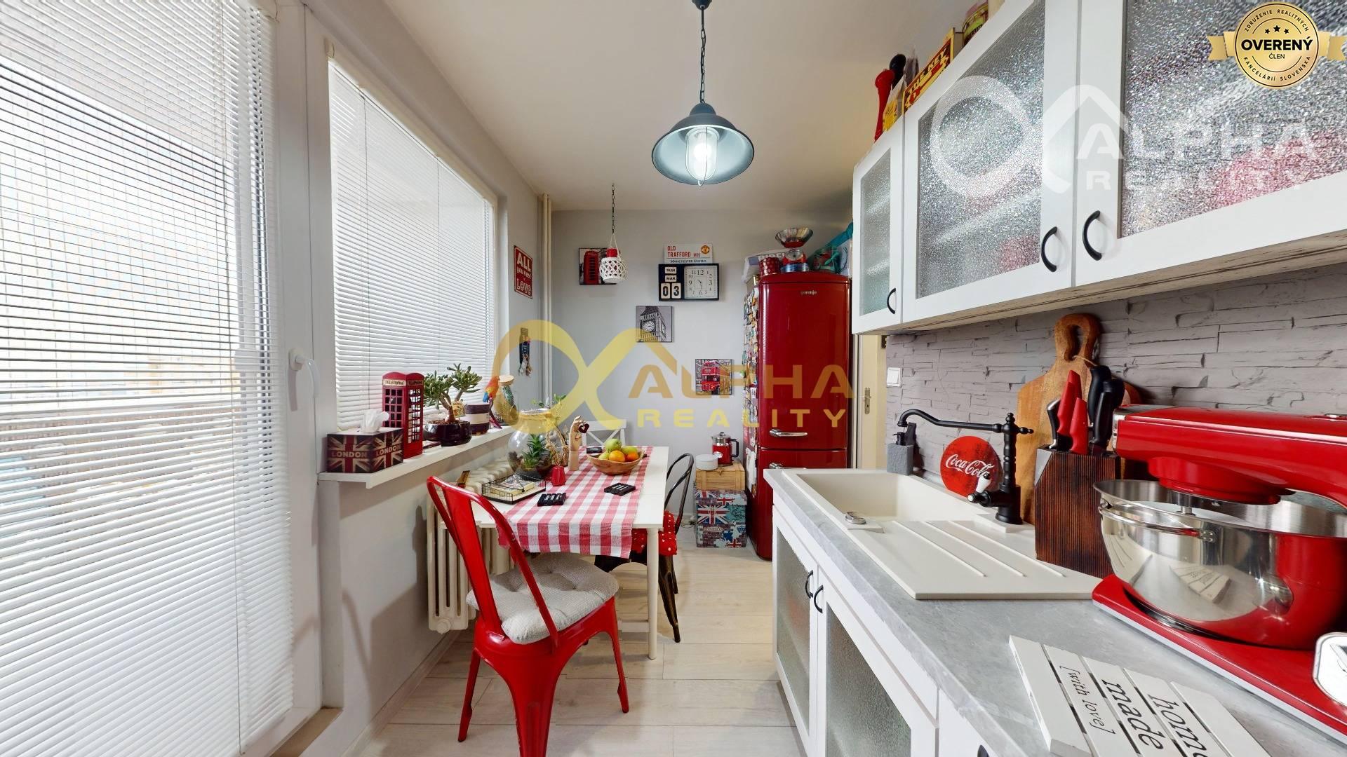 EXKLUZÍVNE 1i byt s loggiou, sídlisko Západ, Spišská Nová Ves