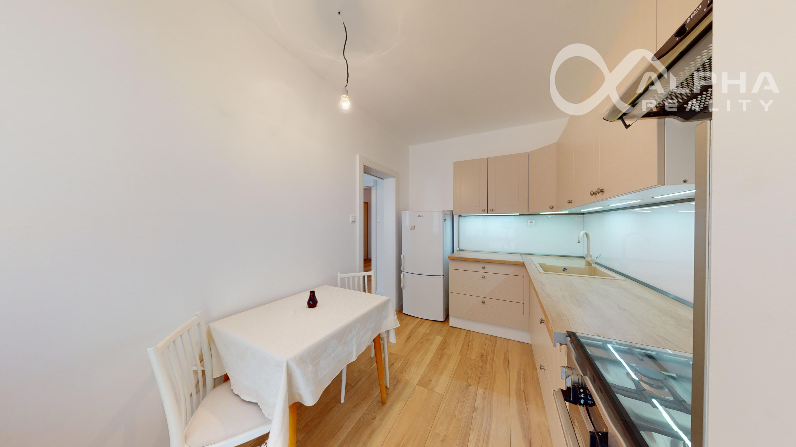 EXKLUZÍVNE 3 izbový byt s loggiou, sídlisko Západ, Levoča