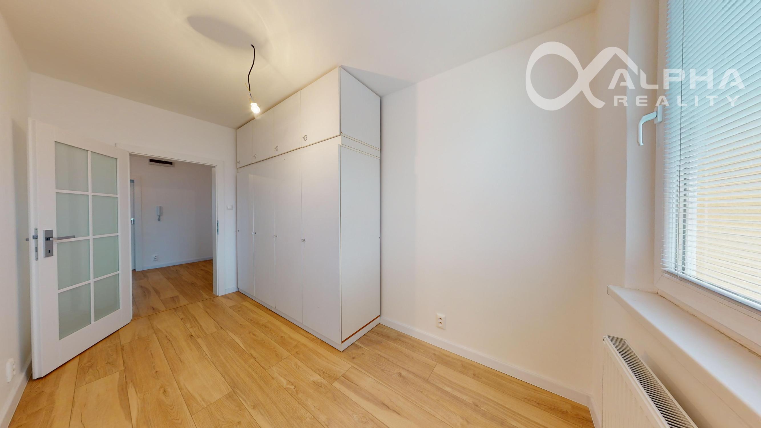 EXKLUZÍVNE 3 izbový byt s loggiou, sídlisko Západ, Levoča