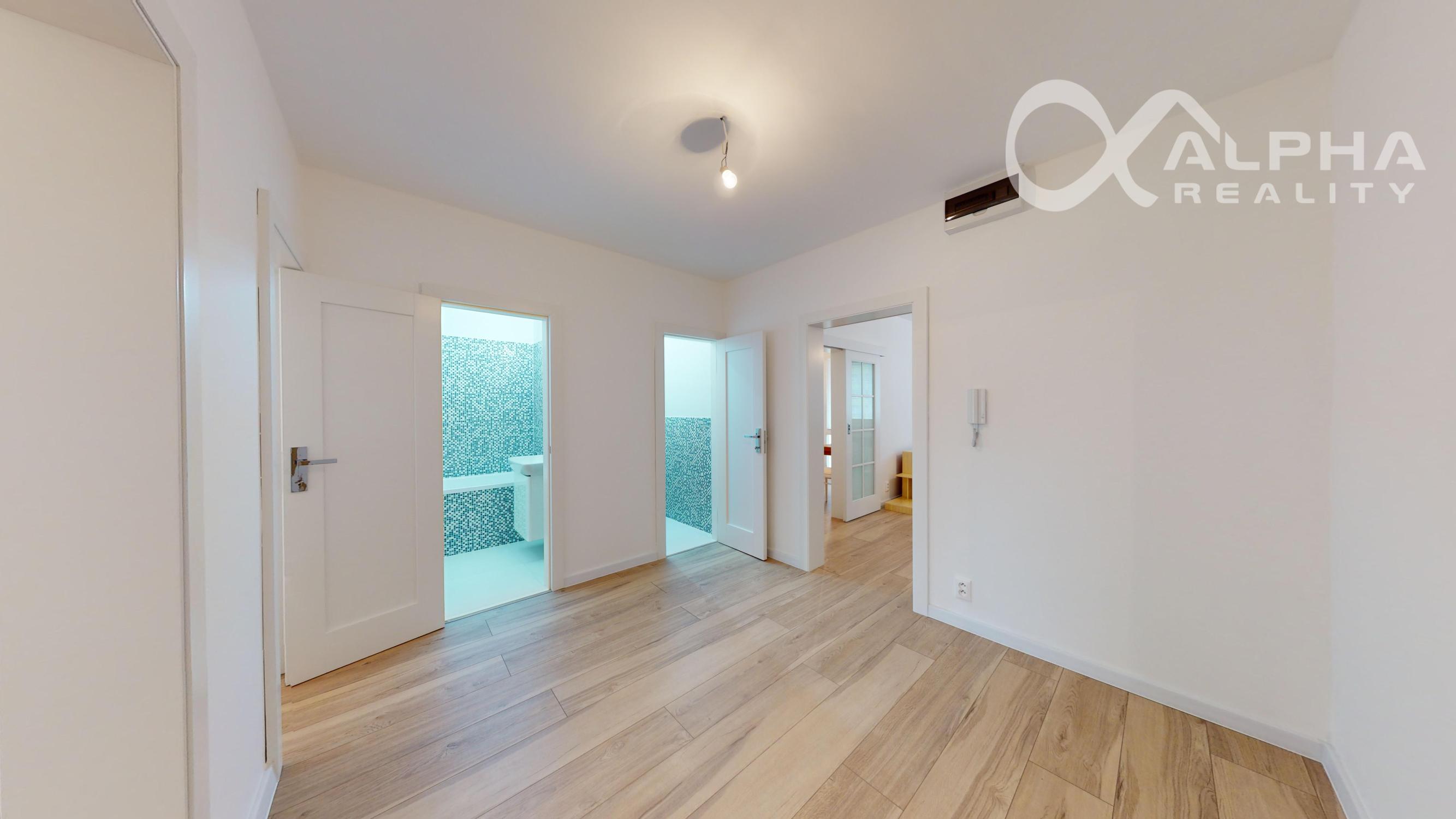 EXKLUZÍVNE 3 izbový byt s loggiou, sídlisko Západ, Levoča