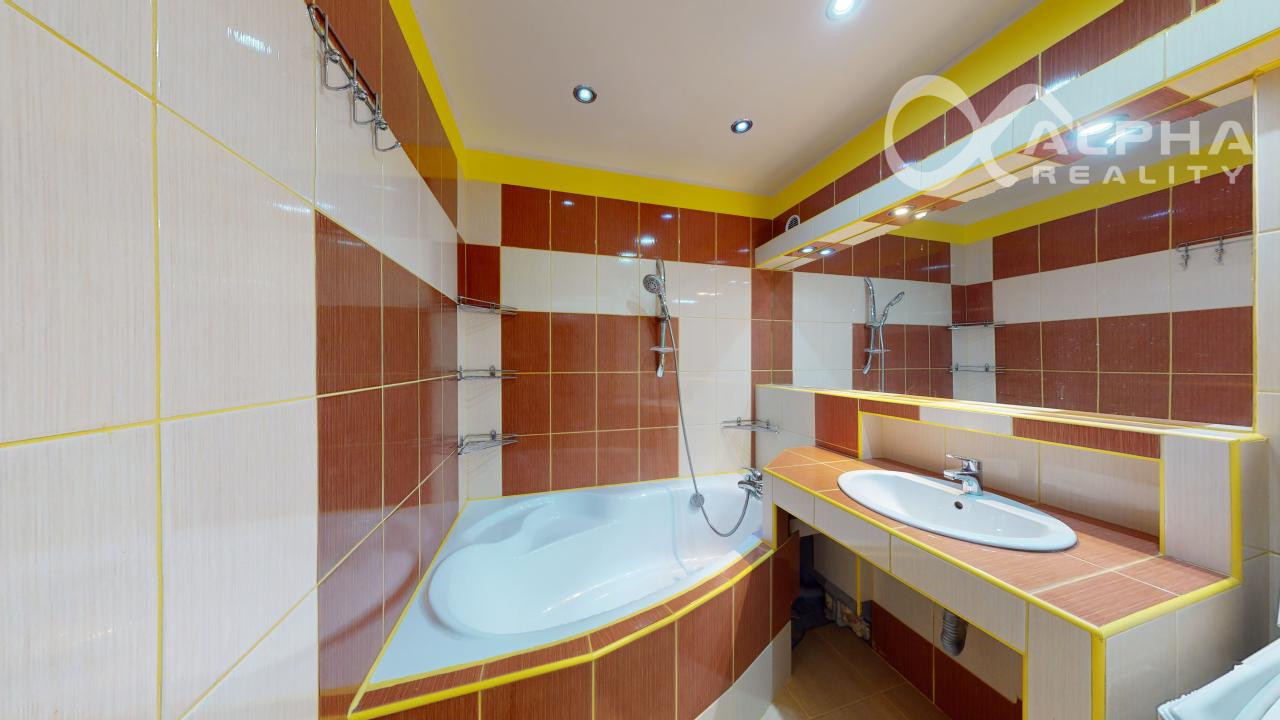 2 izbový byt s loggiou, sídlisko Pod vinicou, Levoča