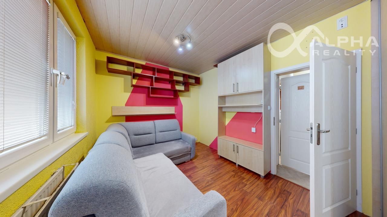 2 izbový byt s loggiou, sídlisko Pod vinicou, Levoča