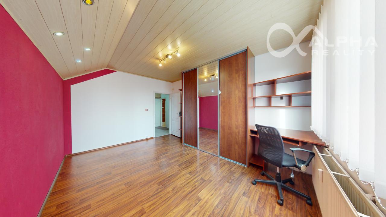 2 izbový byt s loggiou, sídlisko Pod vinicou, Levoča