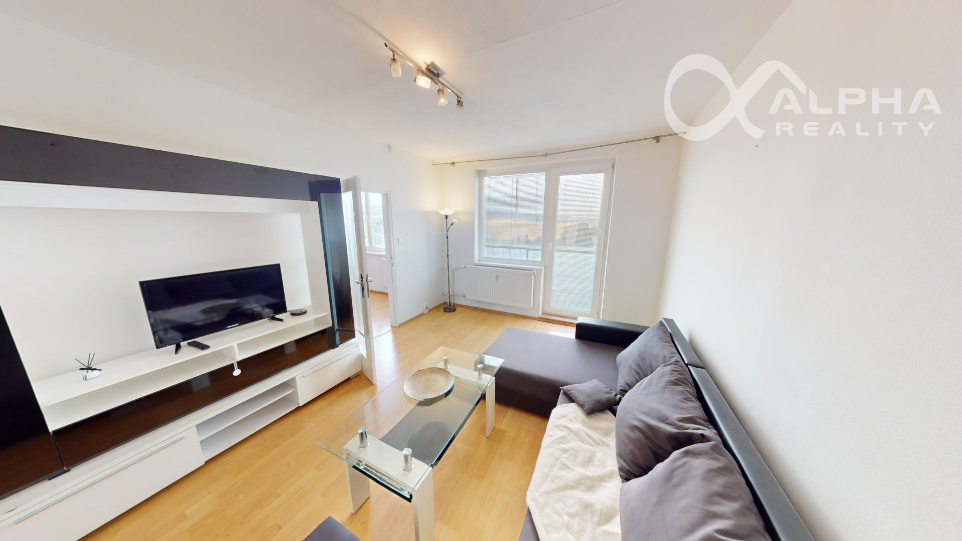 Exkluzívne 2 izbový byt s loggiou, sídlisko Mier, Spišská Nová Ves