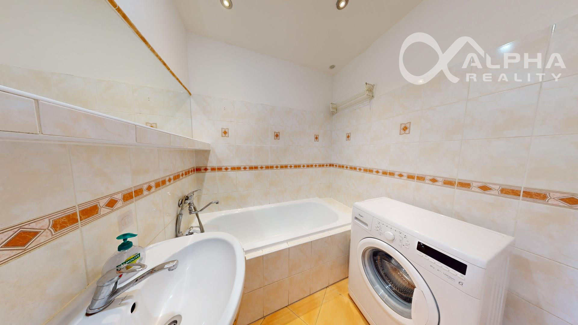 Exkluzívne 2 izbový byt s loggiou, sídlisko Mier, Spišská Nová Ves