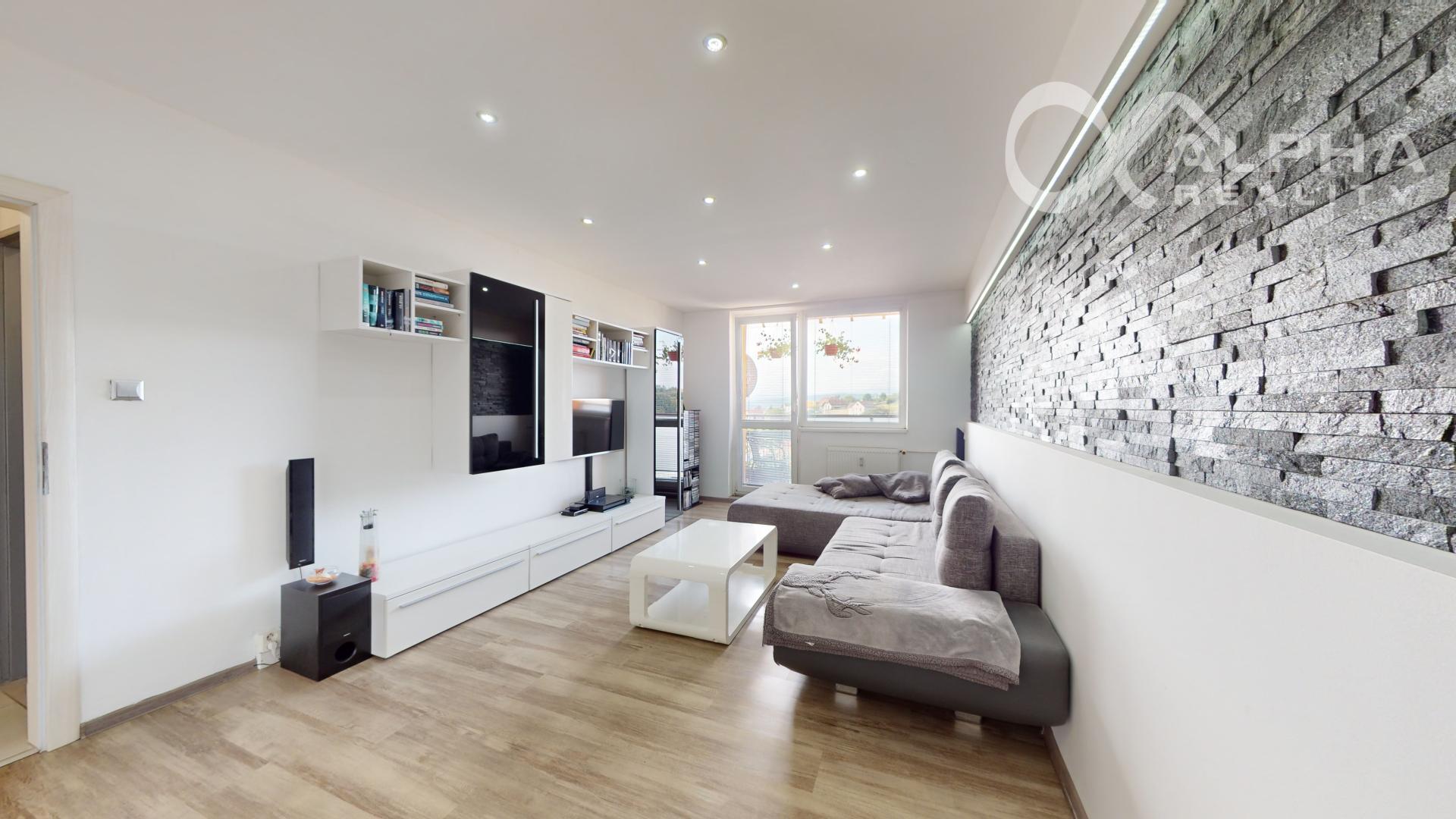 EXKLUZÍVNE 4i byt s balkónom, sídlisko Západ, Levoča