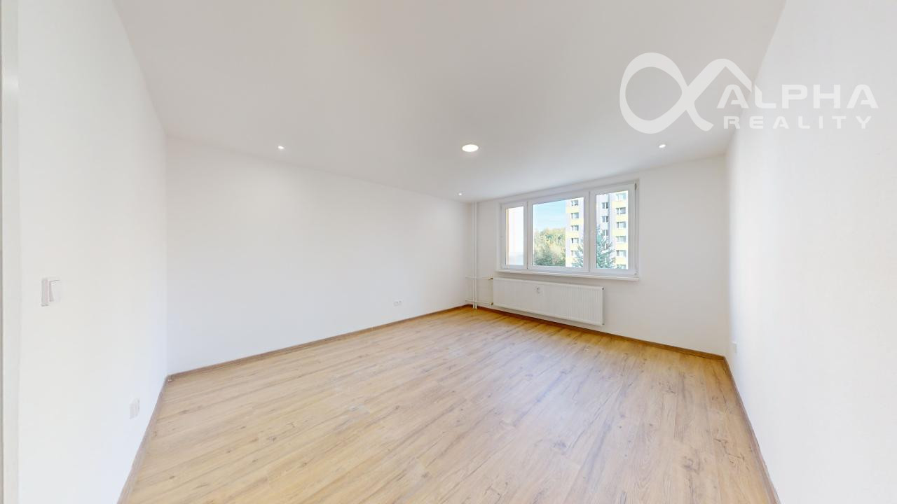 EXKLUZÍVNE 3 izbový byt s loggiou, sídlisko Západ, Levoča