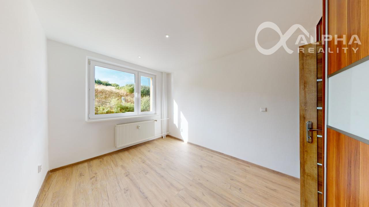 EXKLUZÍVNE 3 izbový byt s loggiou, sídlisko Západ, Levoča