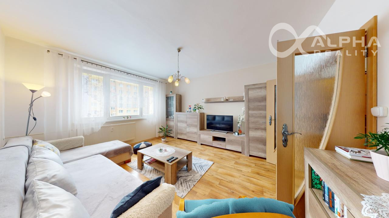 3 izbový byt s loggiou, sídlisko Západ, Levoča