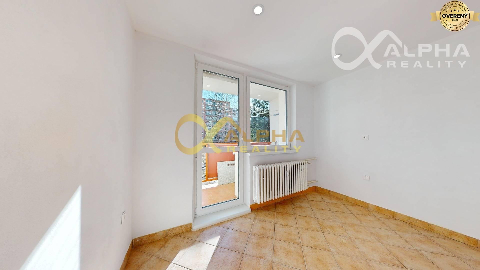 EXKLUZÍVNE 1 izbový byt s 2 loggiami, Trieda 1.mája, Spišská Nová Ves