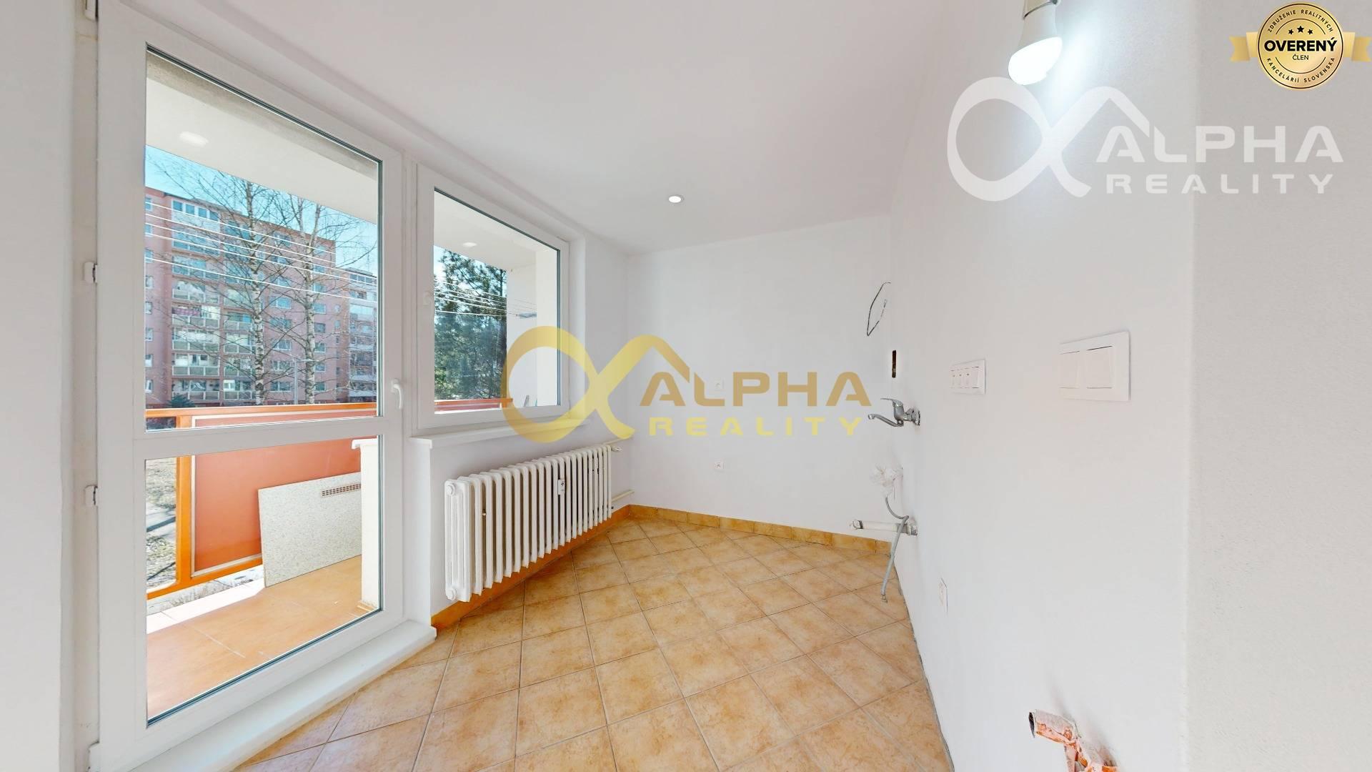 EXKLUZÍVNE 1 izbový byt s 2 loggiami, Trieda 1.mája, Spišská Nová Ves