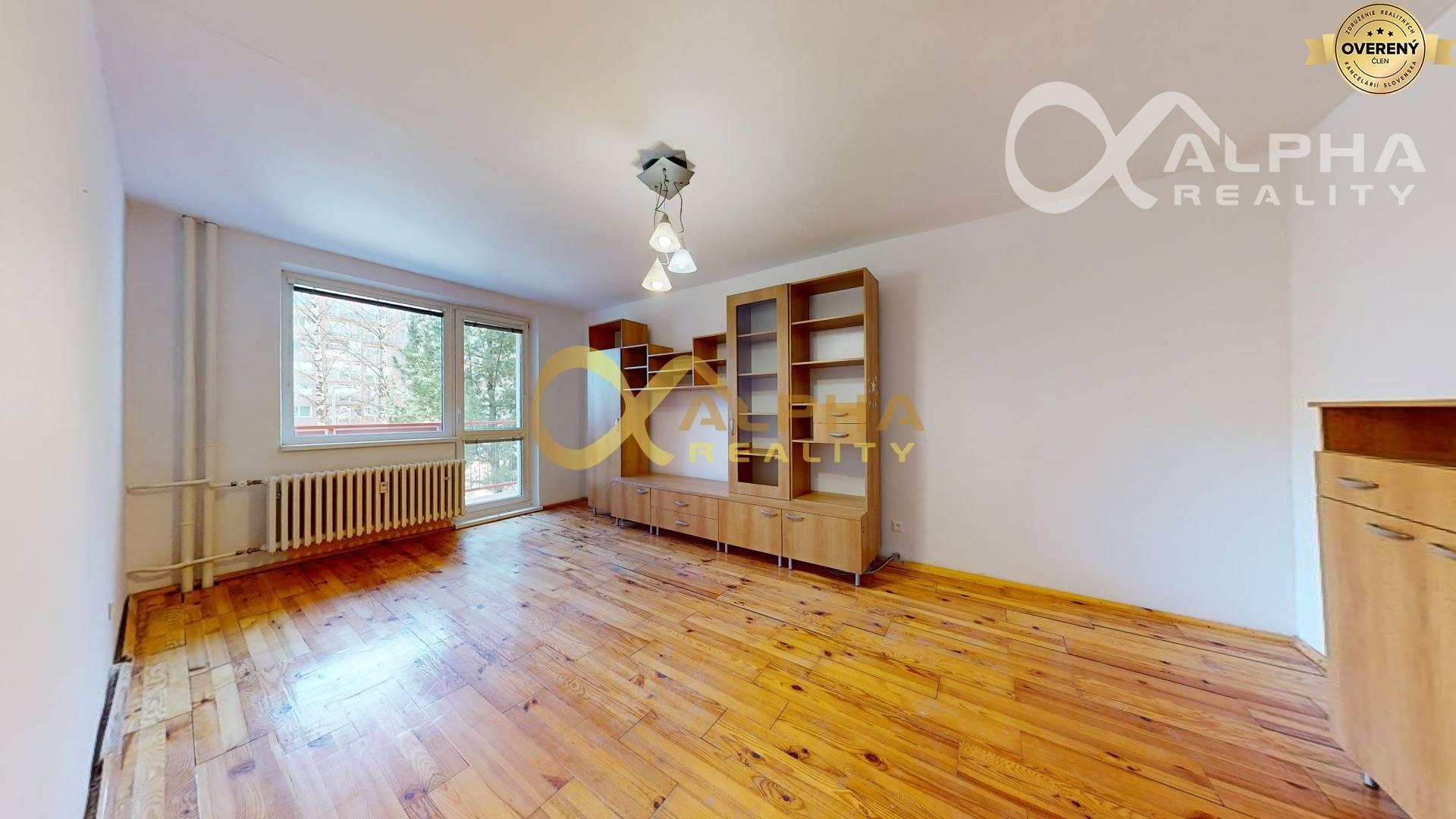 EXKLUZÍVNE 1 izbový byt s 2 loggiami, Trieda 1.mája, Spišská Nová Ves