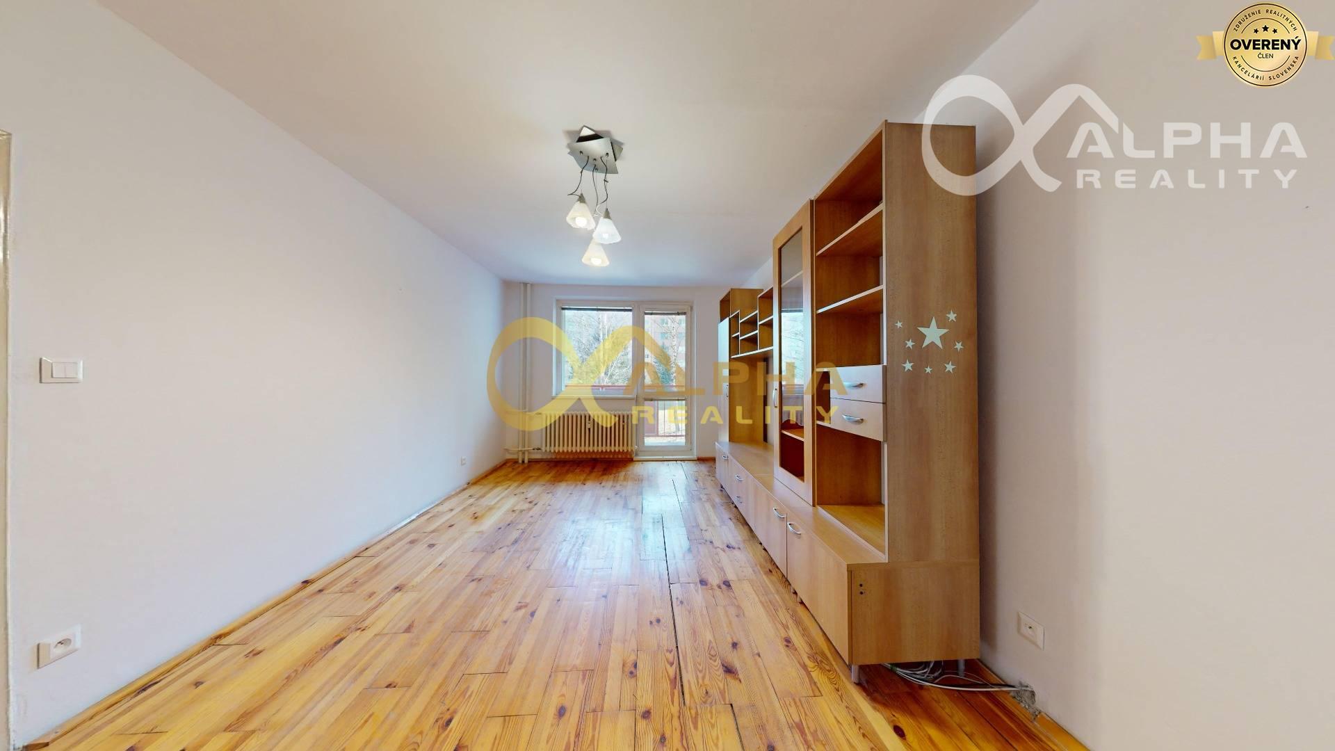 EXKLUZÍVNE 1 izbový byt s 2 loggiami, Trieda 1.mája, Spišská Nová Ves