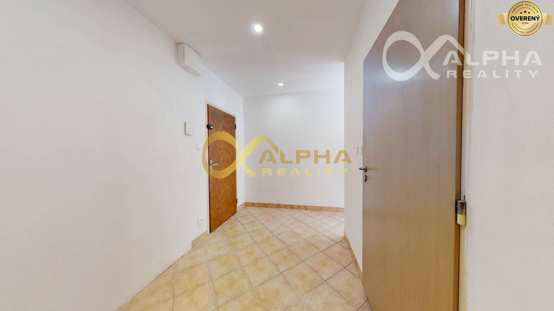 EXKLUZÍVNE 1 izbový byt s 2 loggiami, Trieda 1.mája, Spišská Nová Ves