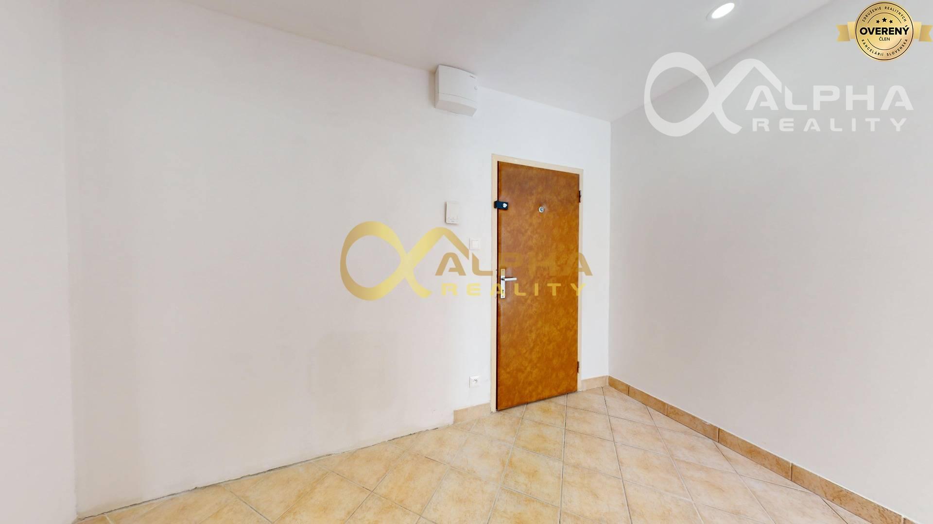 EXKLUZÍVNE 1 izbový byt s 2 loggiami, Trieda 1.mája, Spišská Nová Ves