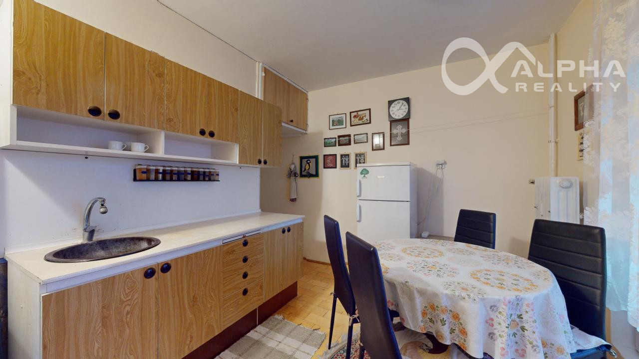 3 izbový byt s loggiou, širšie centrum, Spišská Nová Ves