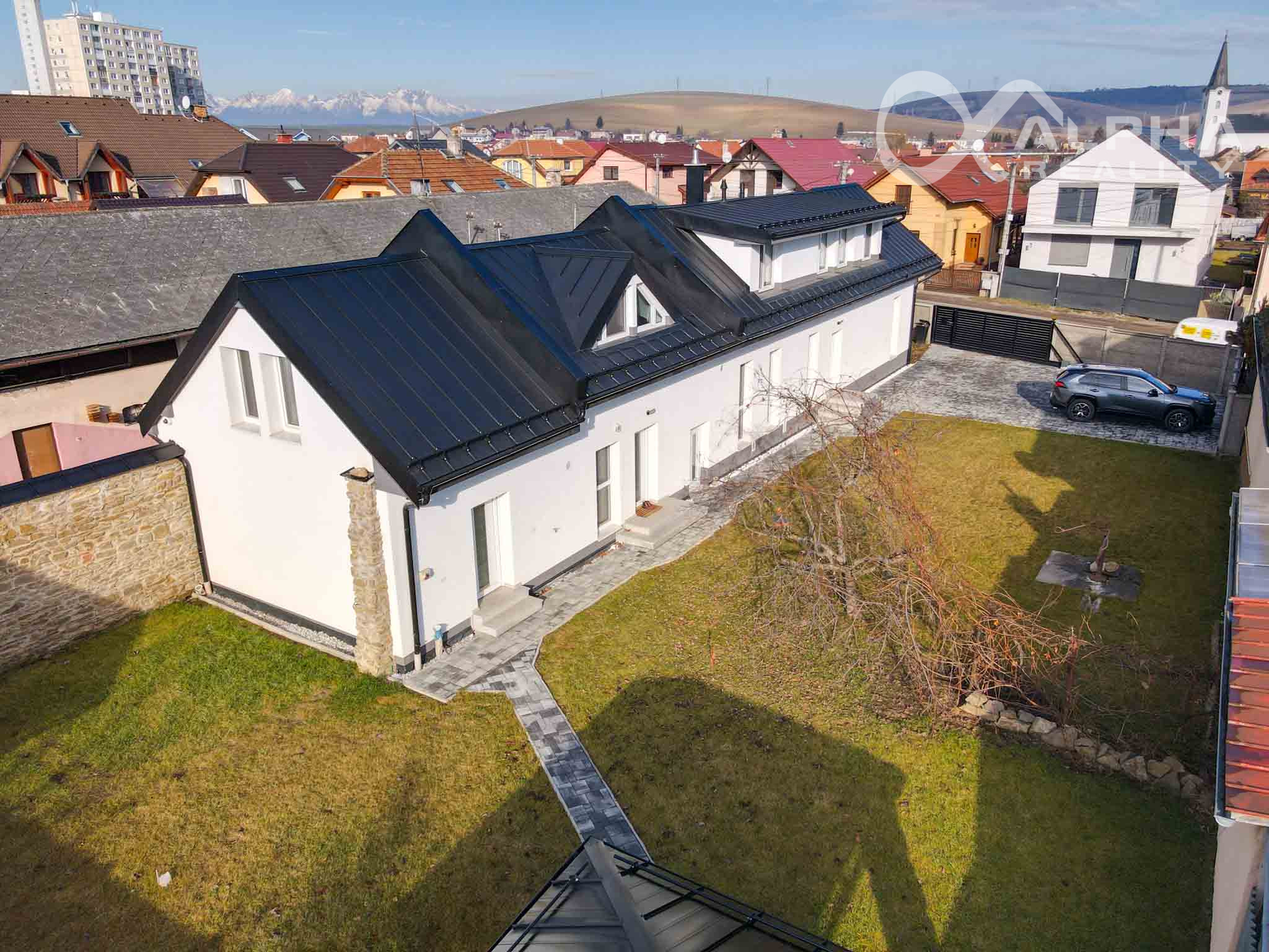 Prenájom 2i byt s parkovaním, záhradou, altánkom, Smižany