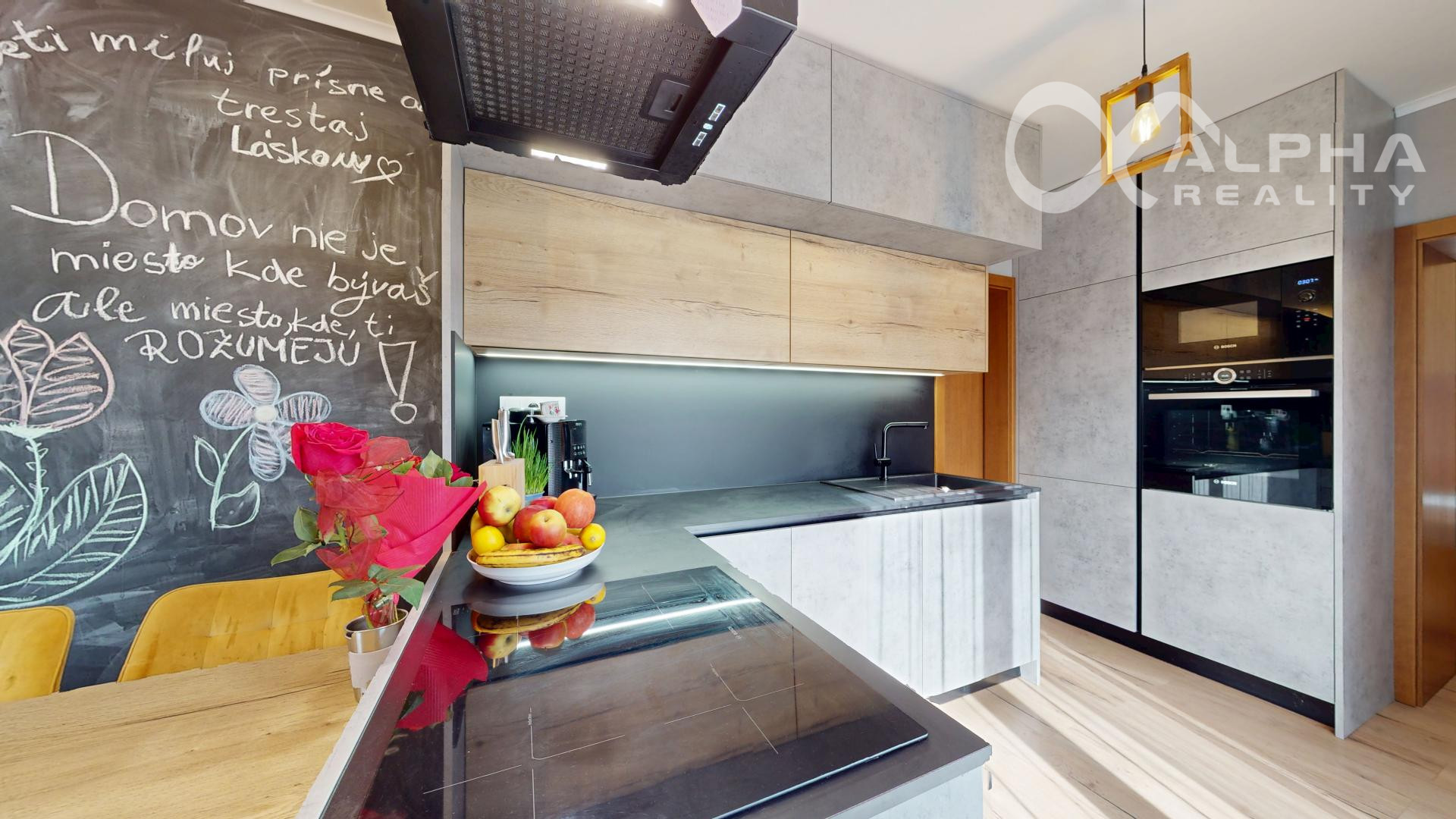 EXKLUZÍVNE nadštandardný 3i byt s balkónom, parkovaním, J. Hanulu, Spišská Nová Ves