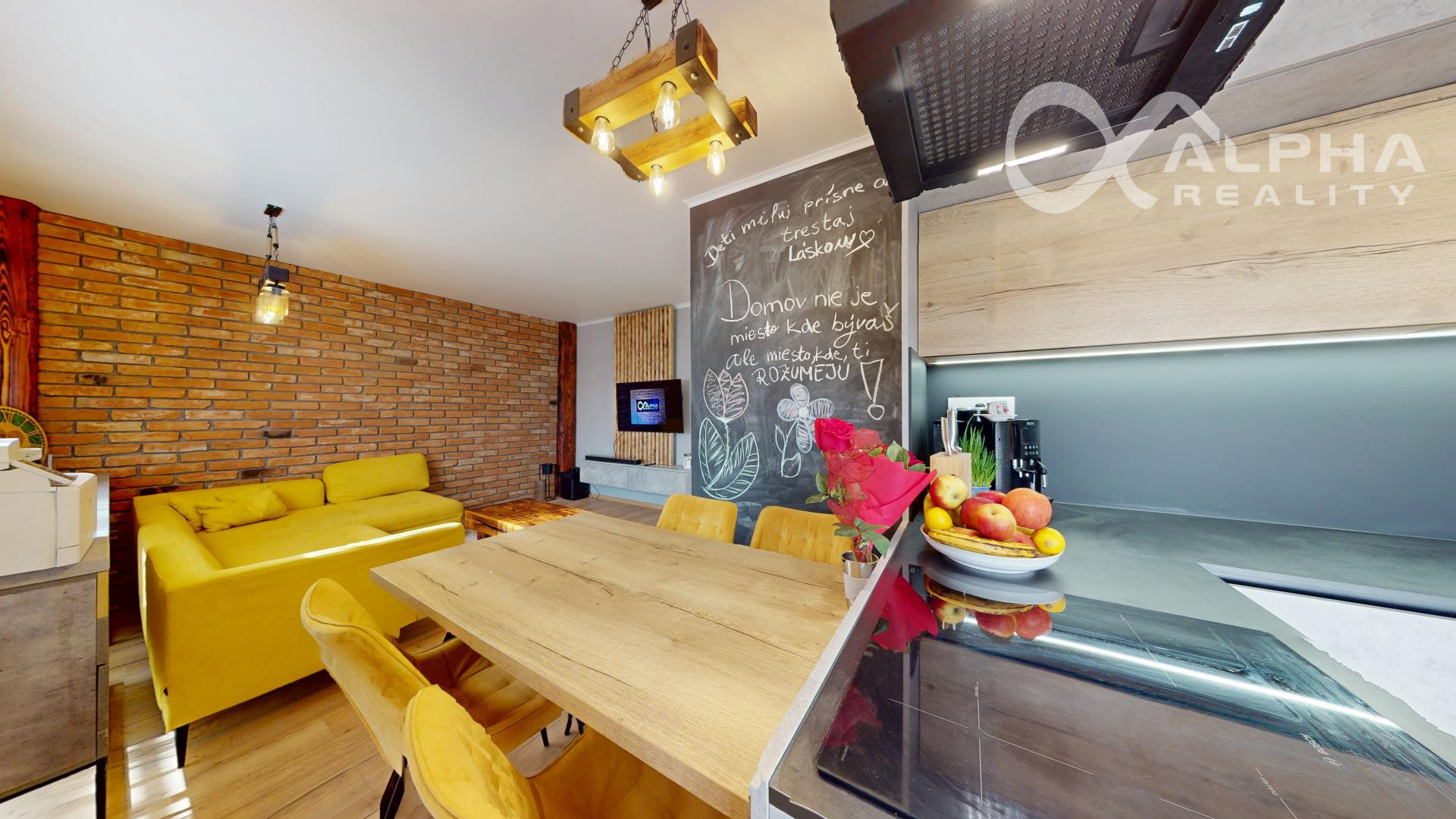 EXKLUZÍVNE nadštandardný 3i byt s balkónom, parkovaním, J. Hanulu, Spišská Nová Ves