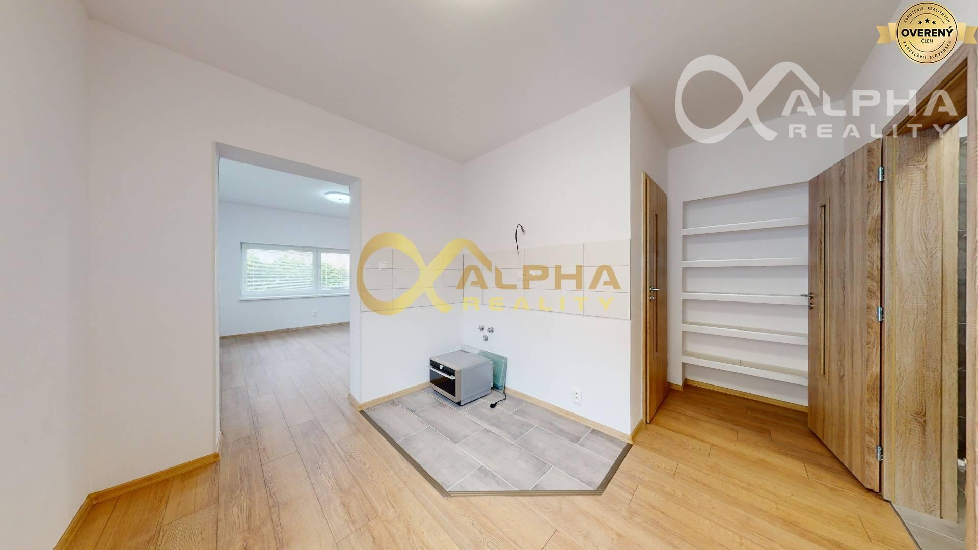 EXKLUZÍVNE 2 rodinné domy s polyfunkciou, Spišská Nová Ves