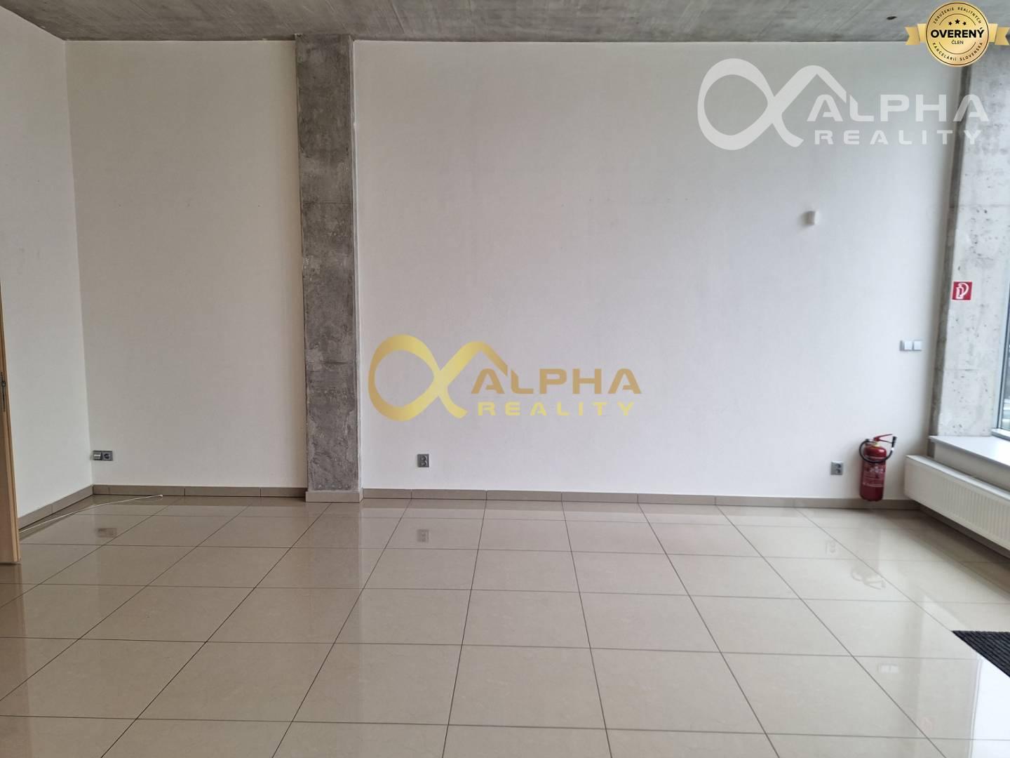 Prenájom kancelárske, obchodné priestory 57,25 m2, Spišská Nová Ves