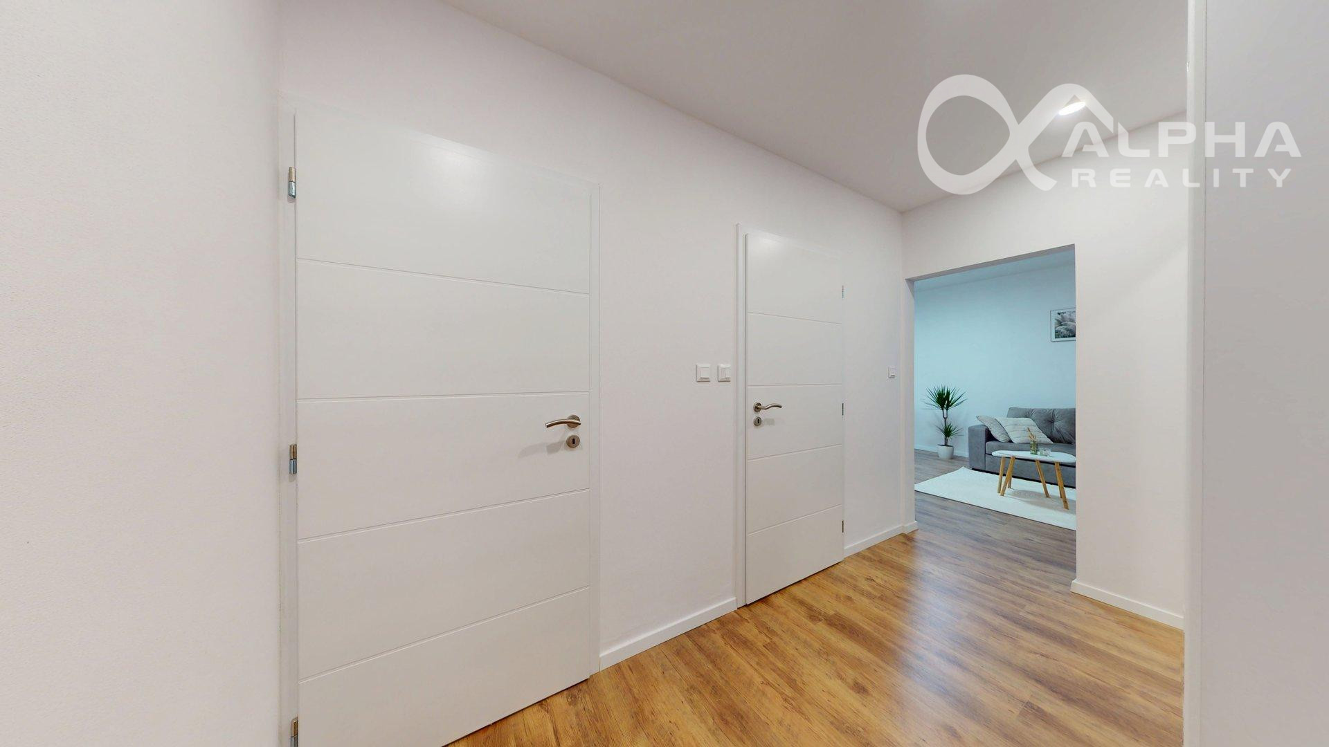 Prenájom 1i byt upravený na 2i, 2 loggie, sídl. Mier, SNV